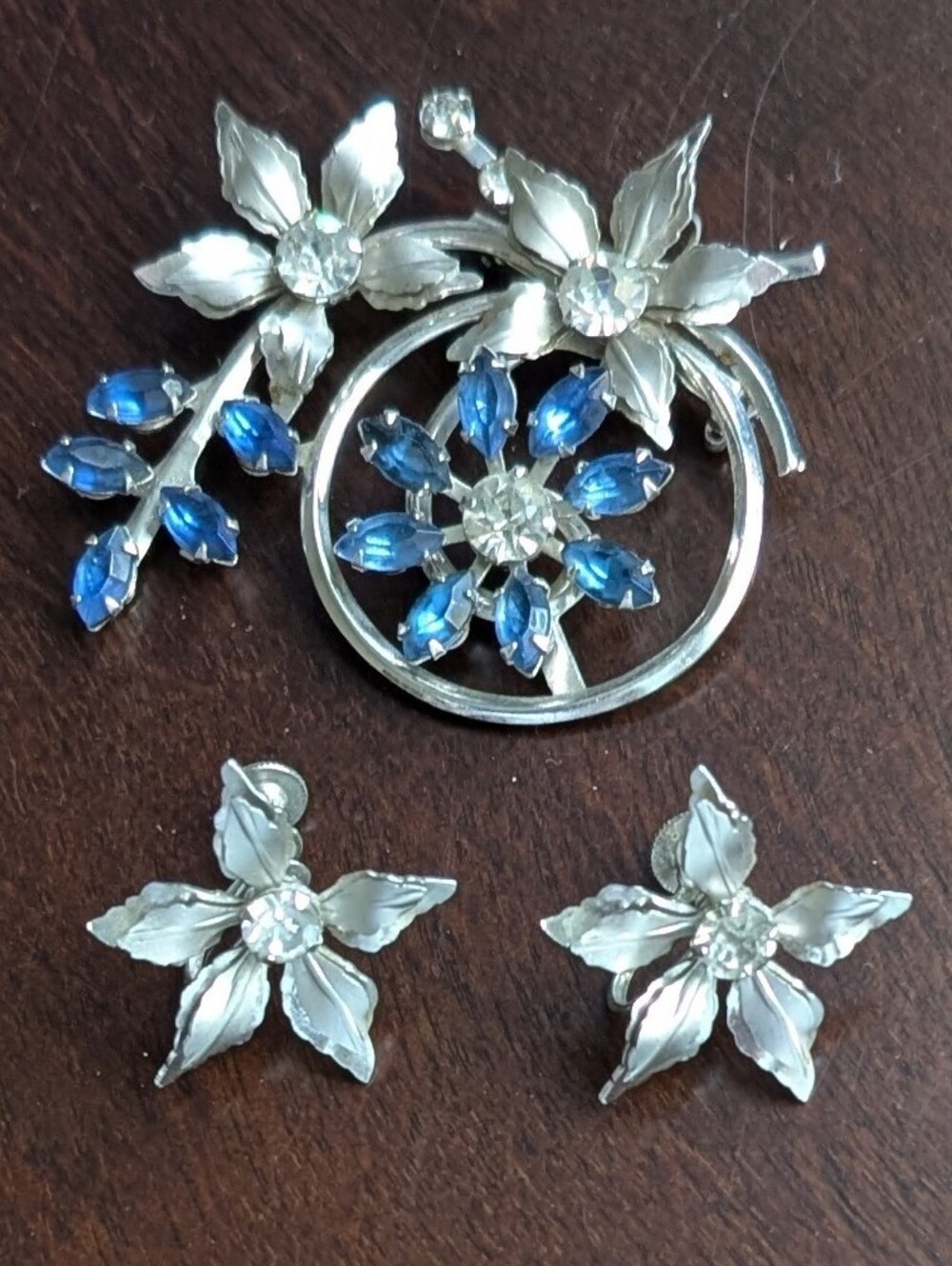 1940s Bugbee & Niles BN Silver Tone Brooch and Screwback Earrings Blue Floral
